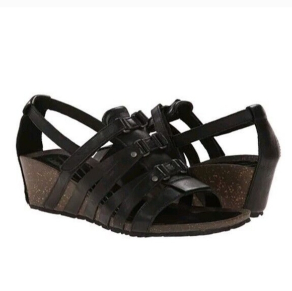Teva Cabrillo Black Wedge Sandals Gladiator - Picture 1 of 9